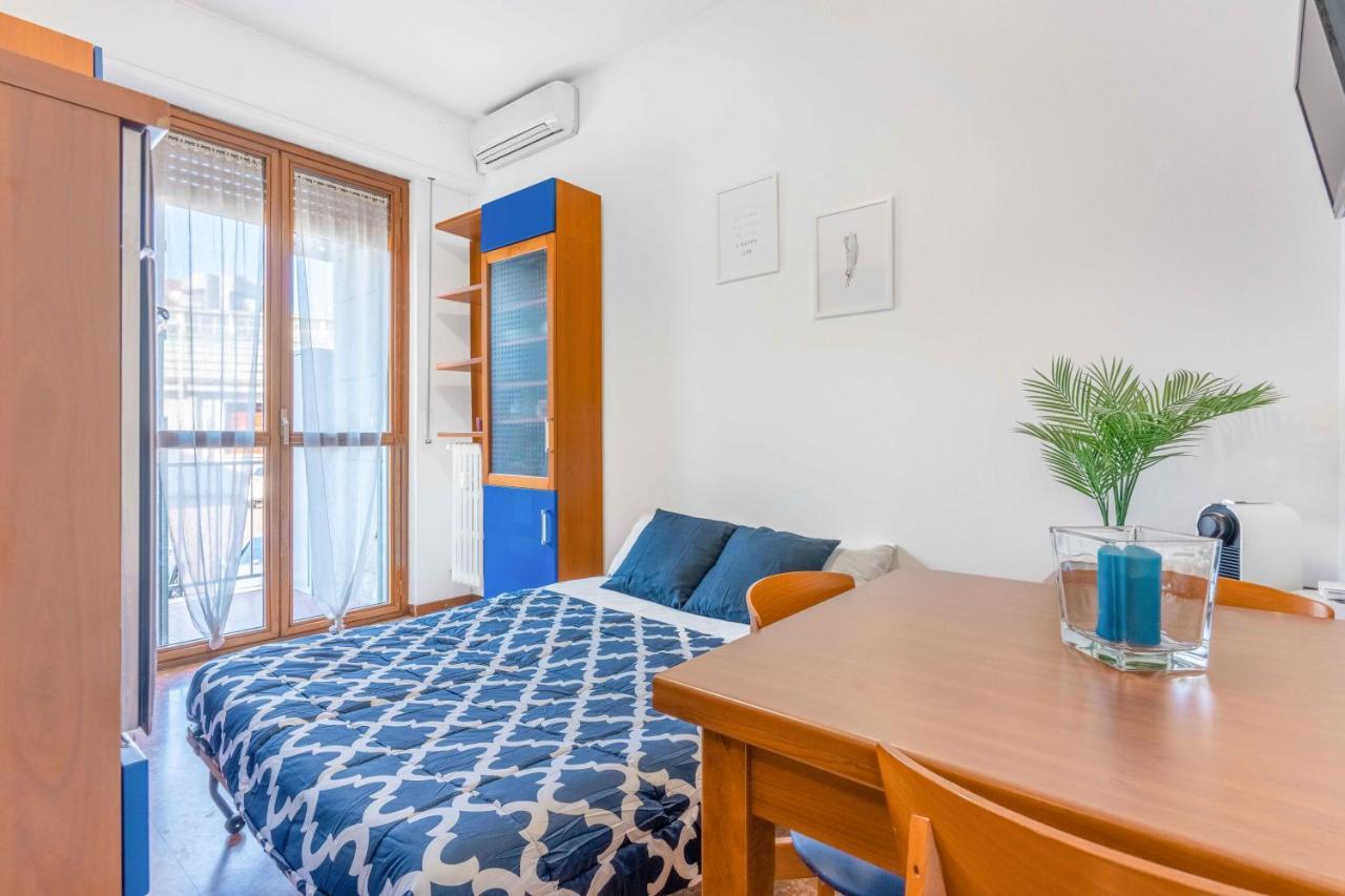 Апартаменти Zona Navigli - Smart House Con Tv 50 E Fast Wifi Мілан Екстер'єр фото